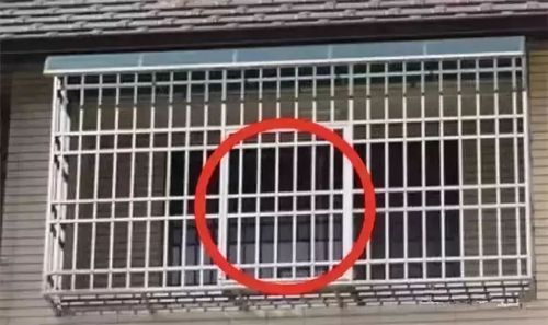 防盗网的救生窗到底应该怎么开?